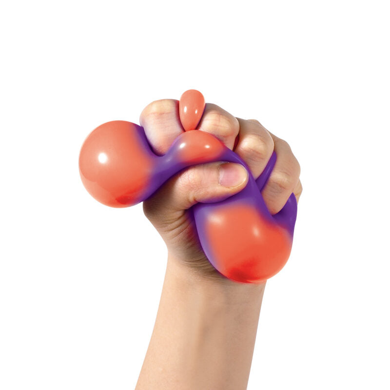 NeeDoh Color Change Squeeze Heart - US 5070